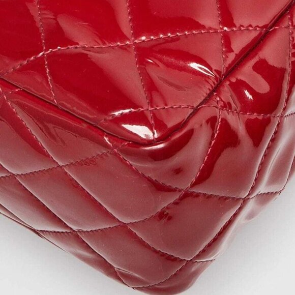 Chanel Red Quilted Patent Leather Classic Jumbo Double Flap Bag - Picture 7 of 9